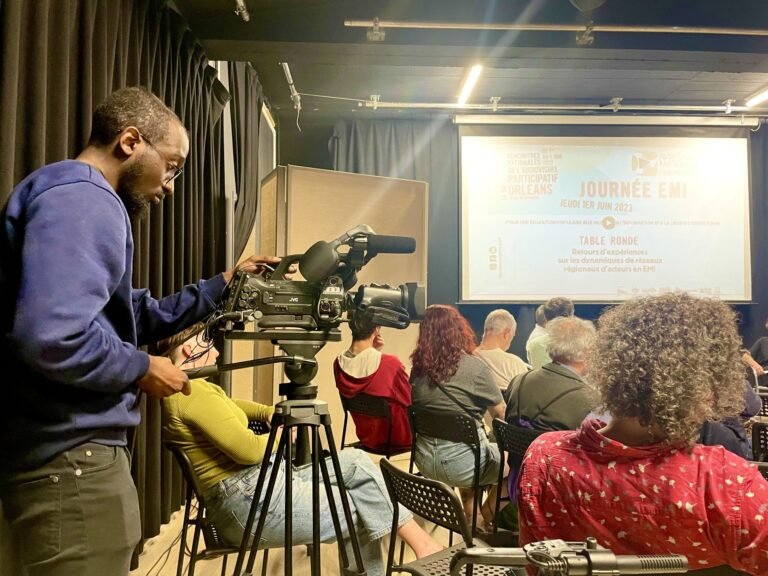 Éducation aux médias et à l’information : Marseille esquisse une réponse citoyenne.