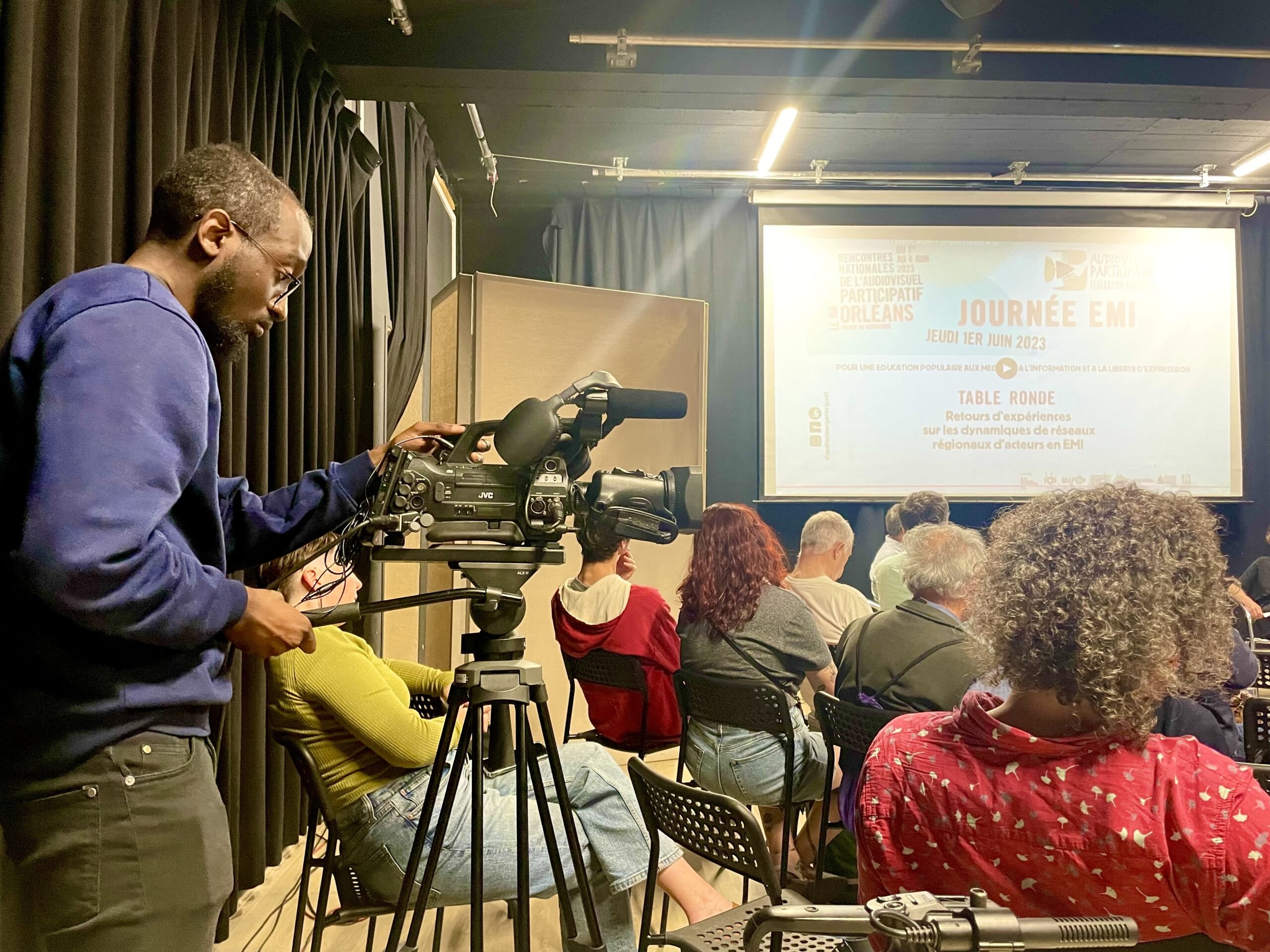 Éducation aux médias et à l’information : Marseille esquisse une réponse citoyenne.